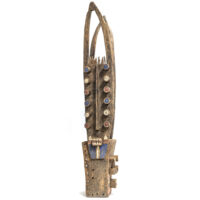 Alternative view of グレボ族 複眼 3面 巨大仮面 116cm アフリカン プリミティブアート マスク （p851-25）