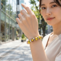 アフリカン  再生ガラスビーズ ブレスレット ゴム芯 （p855-13）（AI生成イメージ）