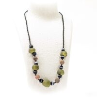 Alternative view of アフリカン ネックレス 再生ガラスビーズ  （r104-06）