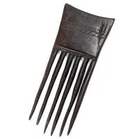 Alternative view of バウレ族のクシ アフリカの木櫛 17cm （r153-07）