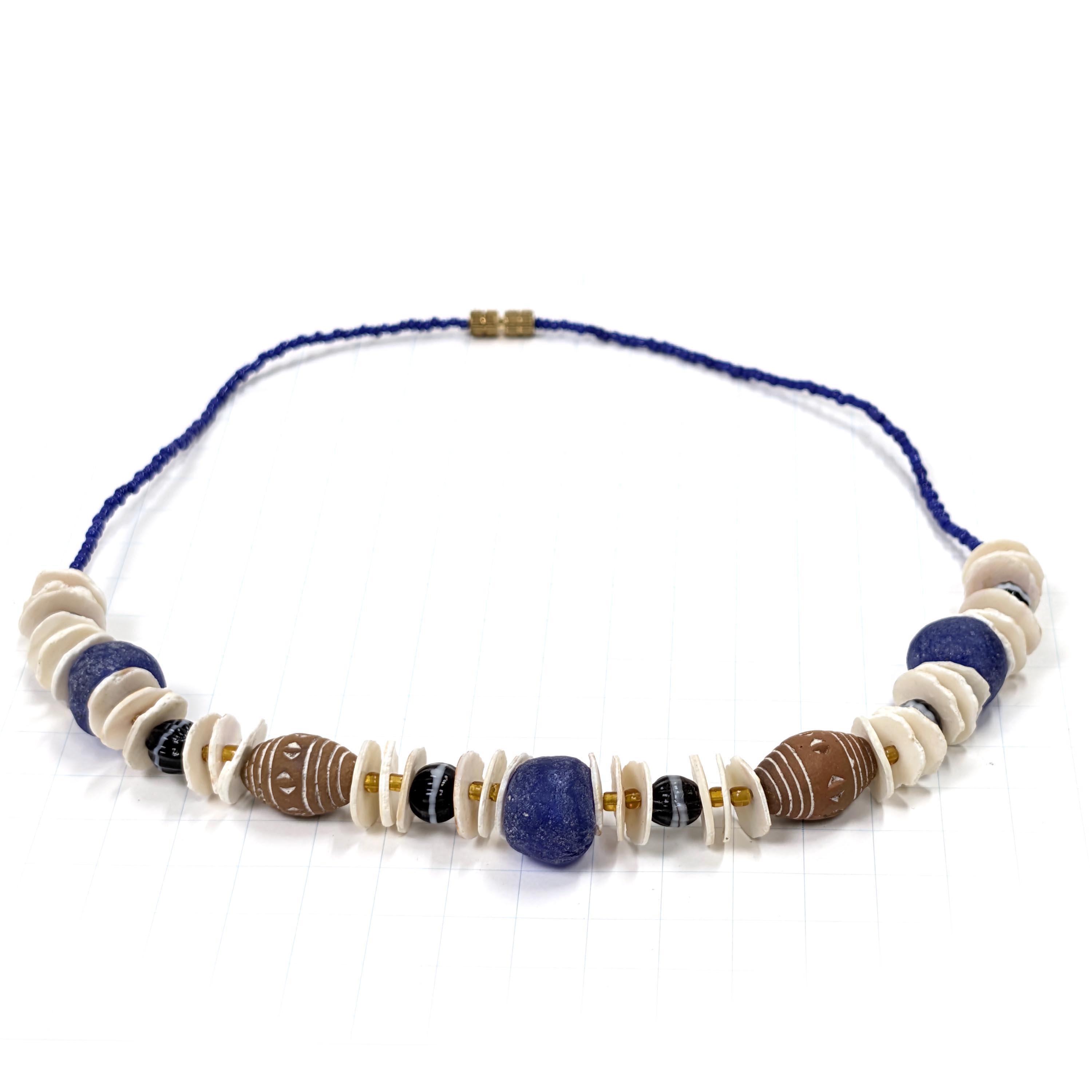 アフリカン ネックレス 再生ガラスビーズ  （r163-13）