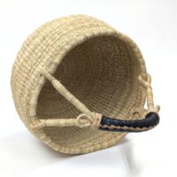 Alternative view of ブルキナバスケット Lサイズ 丸かごタイプ アフリカ産 （r163-23）