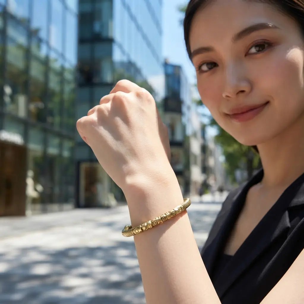 アフリカン メタリック ブレスレット 金属バングル （r216-20）（AI生成イメージ）
