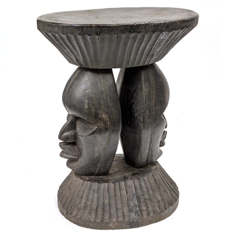 ダン族仮面腰掛 43cm アフリカの家具 スツール （r219-32） - アフリカ