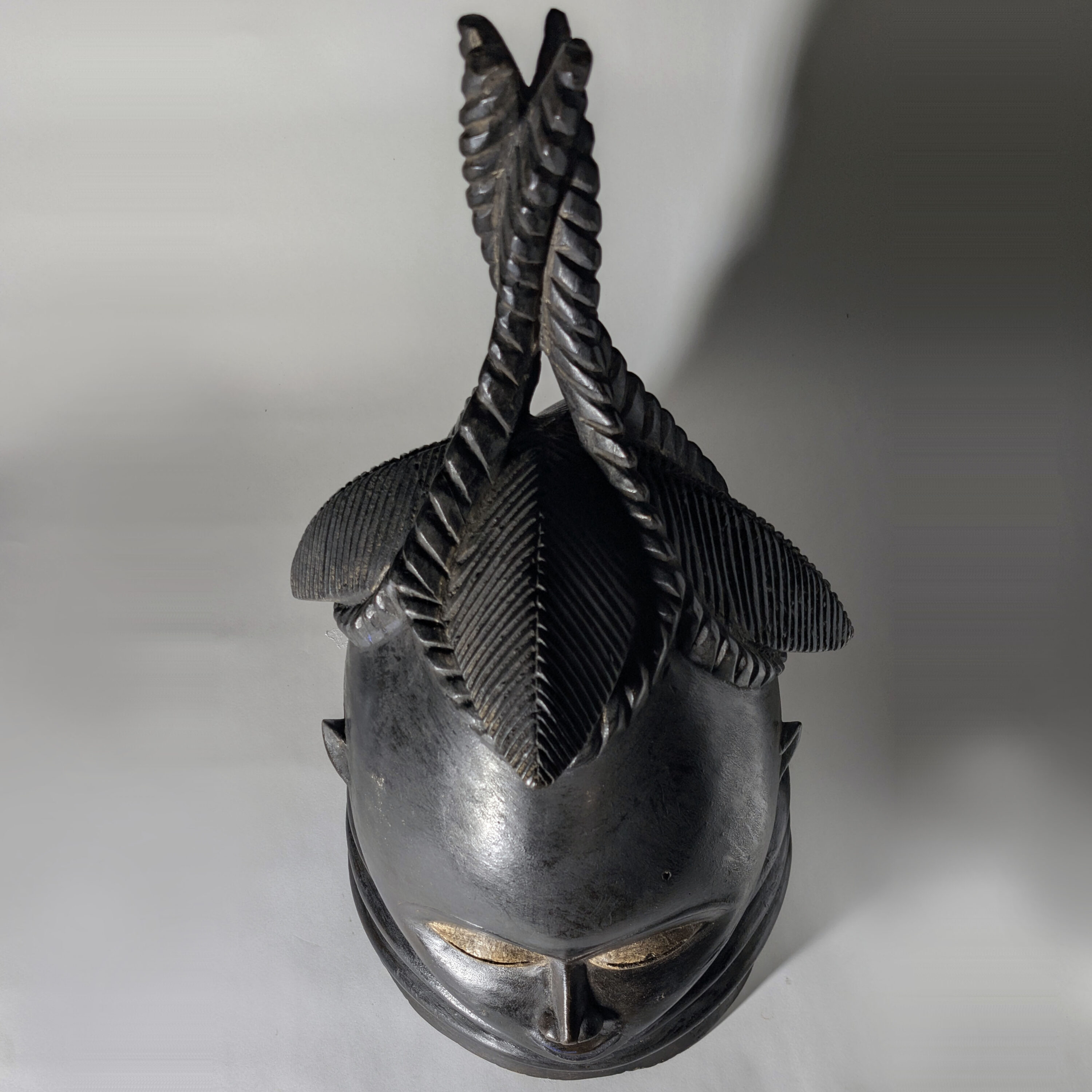 メンデ族 サウェイ ヘルメット型仮面 (r451-30) - 画像 (2)