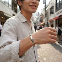 アフリカン メタリック ブレスレット 金属バングル （r501-06）（AI生成イメージ）
